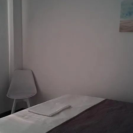 διαμέρισμα με θέα θαλασσα5 * Piso Livadi